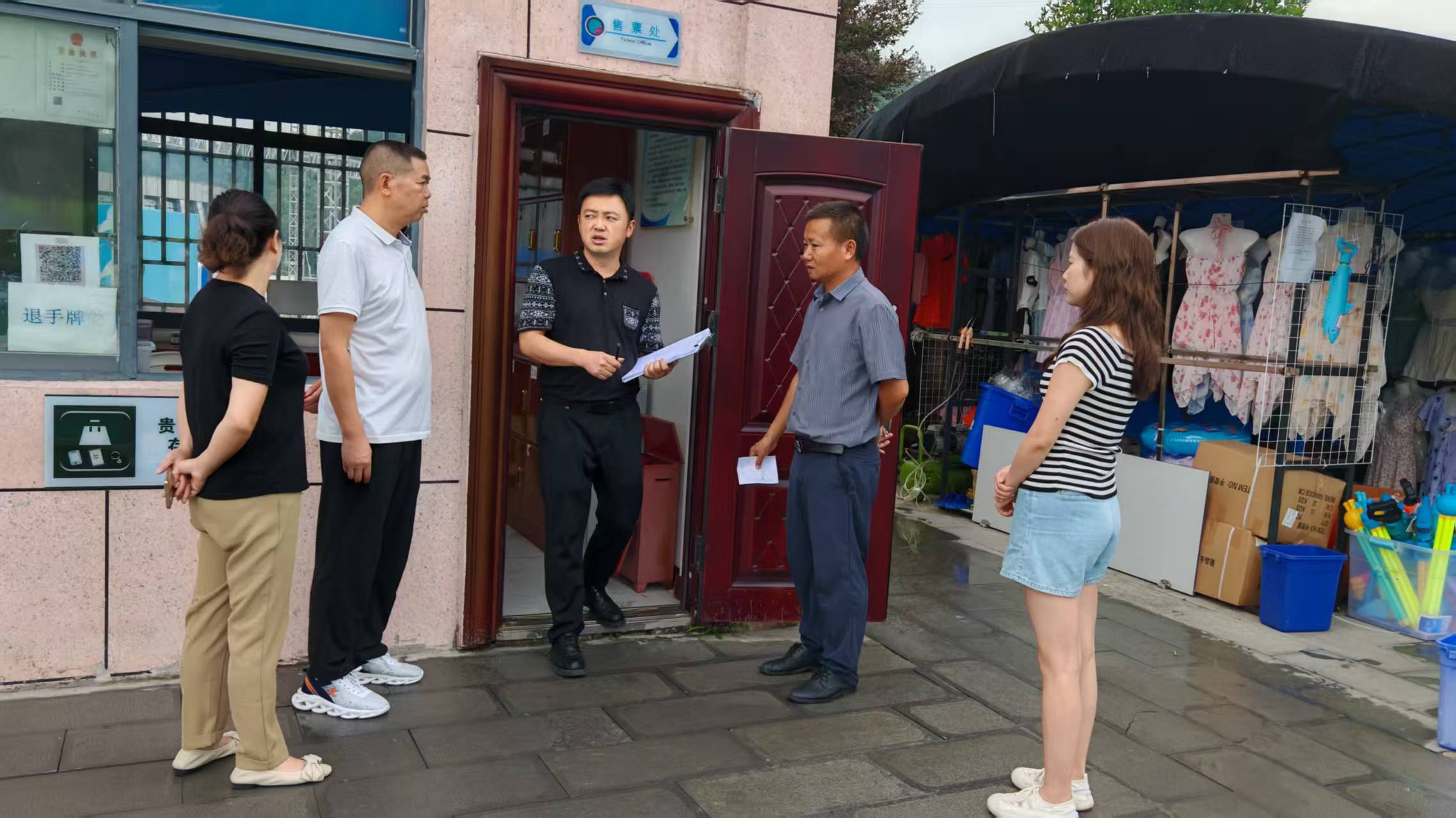 7b92a57629f1b4cd574393e608c001c.jpg 7b92a57629f1b4cd574393e608c001c.jpg