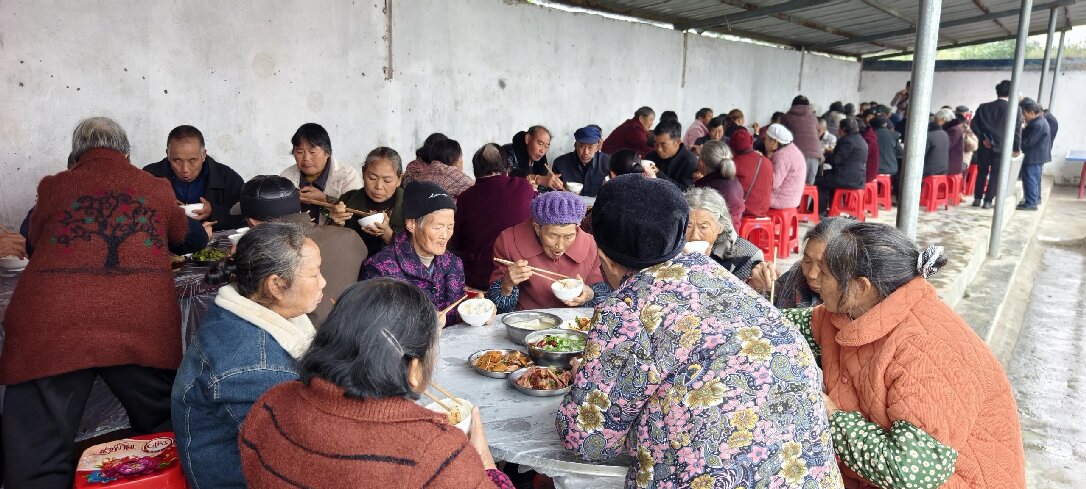 5c81ce930c493bbbf6552aa2e94afaaa.jpg 5c81ce930c493bbbf6552aa2e94afaaa.jpg