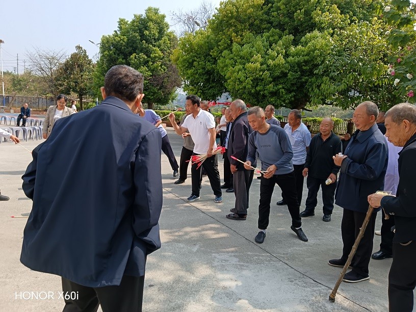 活动热烈.jpg